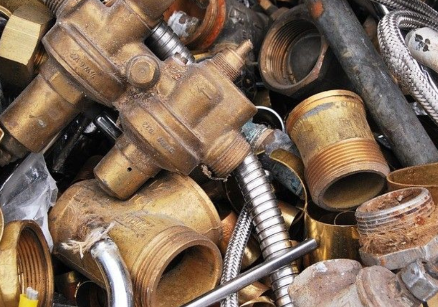 metal pipe
